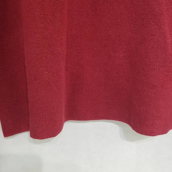 Old Navy Red Sweater V Neck Stripes Small - Picture 4 of 8